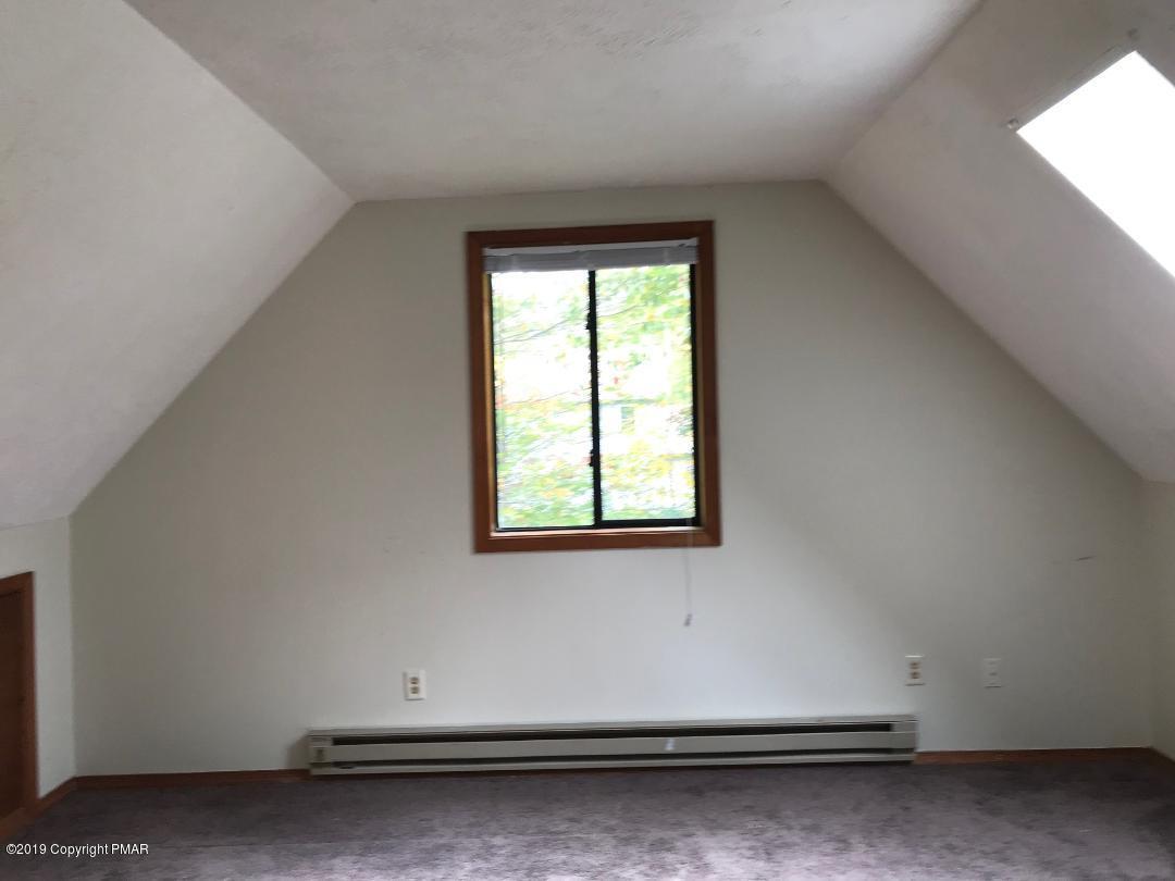 1129 Norfolk Road Tobyhanna, PA 18466 - Photo 11 of 14 a room with a window