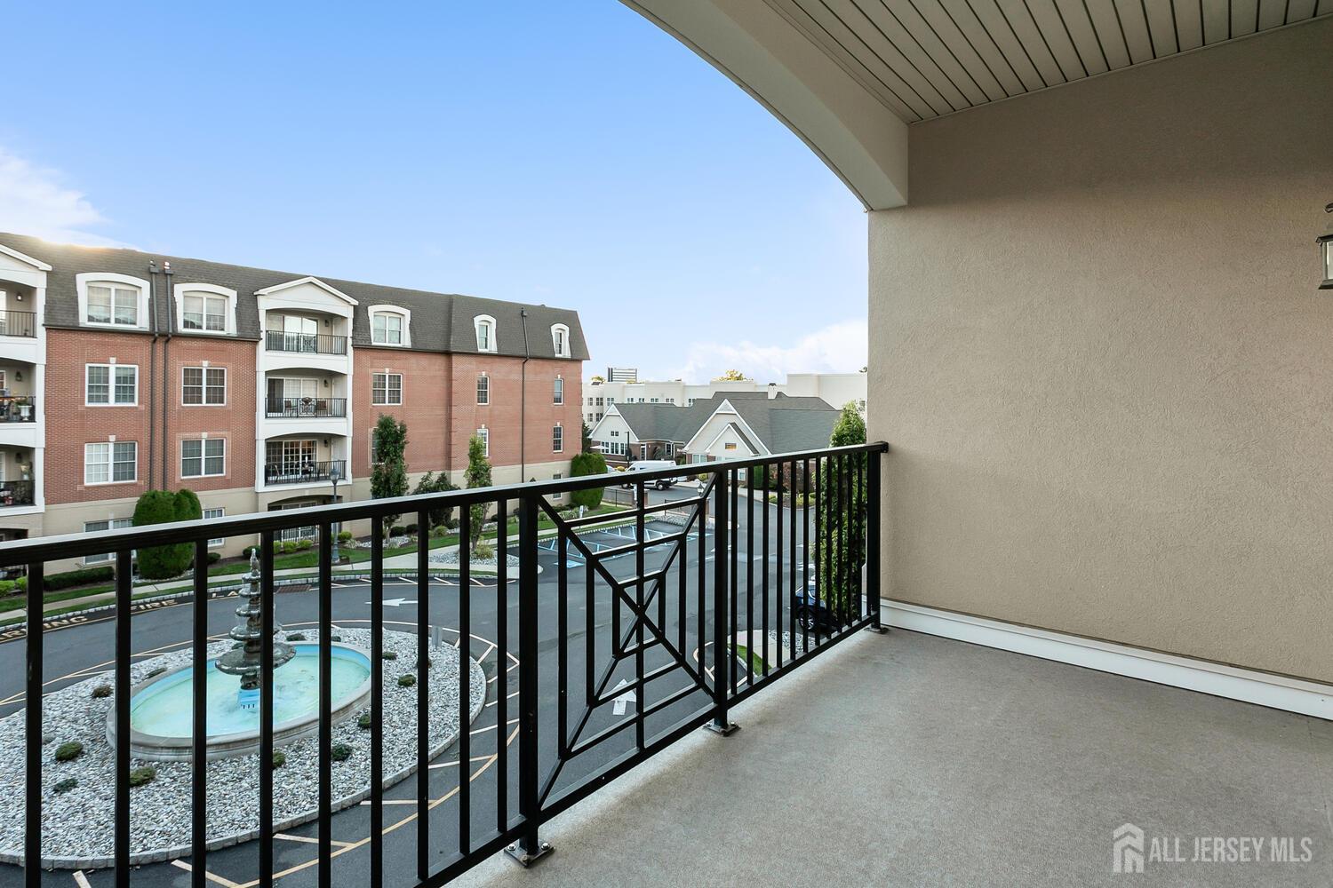 325 Regency Place Woodbridge, NJ 07095 - Photo 24 of 30 a view of city from balcony