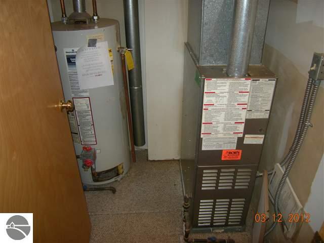 1235 North Betsie River Road Interlochen, MI 49643 - Photo 13 of 15 1733957-12.JPG