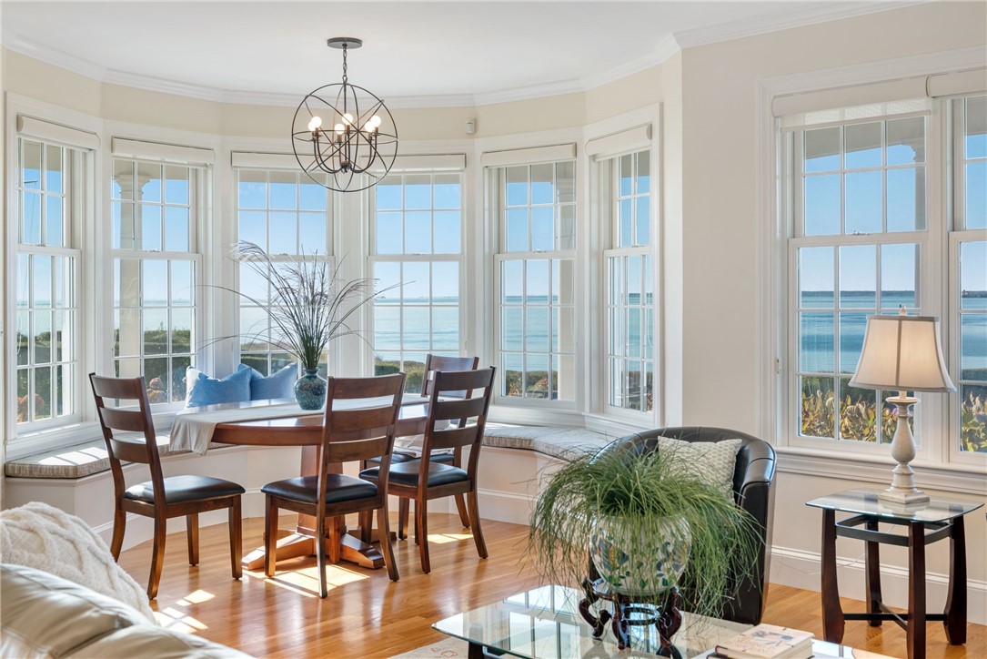 591 Ocean Avenue Newport, RI 02840 - Photo 12 of 39