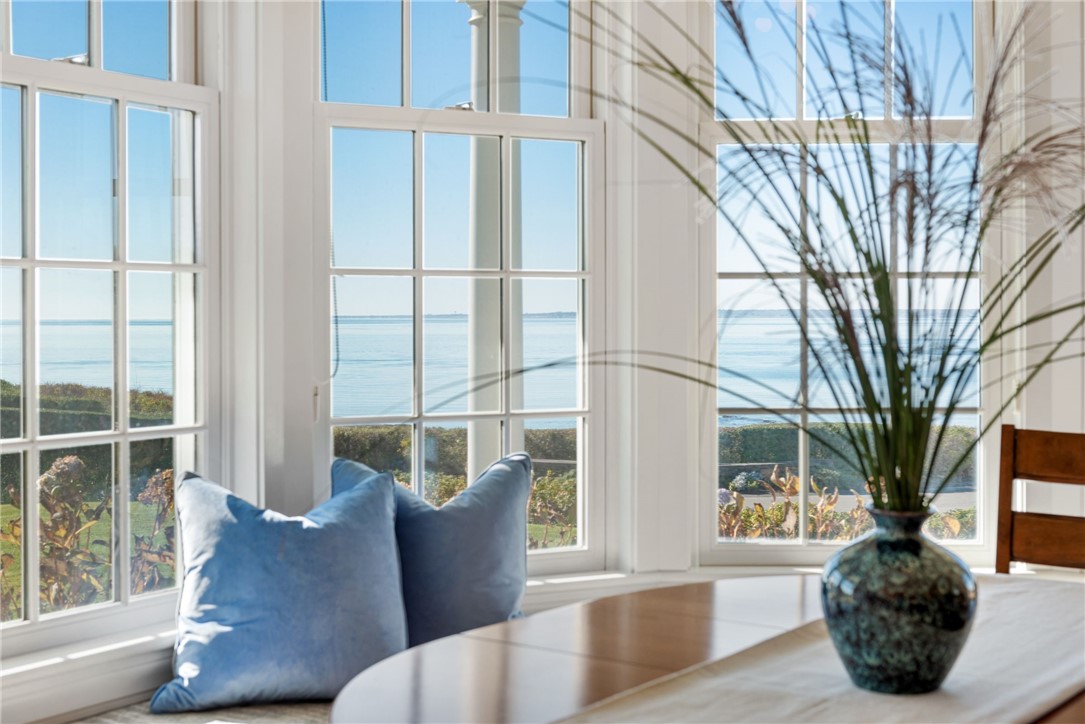 591 Ocean Avenue Newport, RI 02840 - Photo 14 of 39