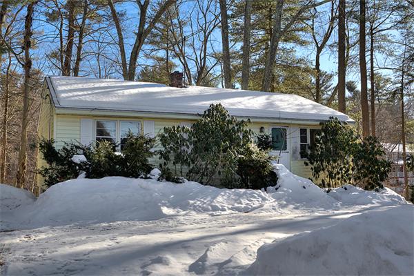 15 South Shore Road Salem, NH 03079 - Photo 1 of 11