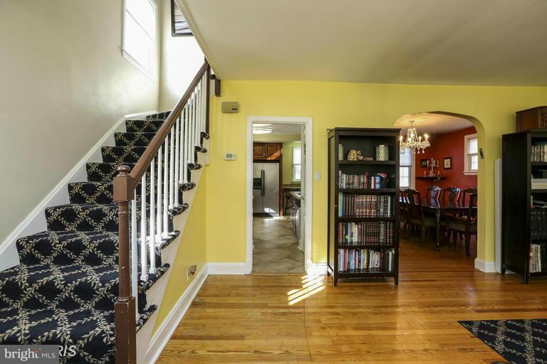 3304 Taney Road Baltimore, MD 21215 - Photo 2 of 20 Interior (General)