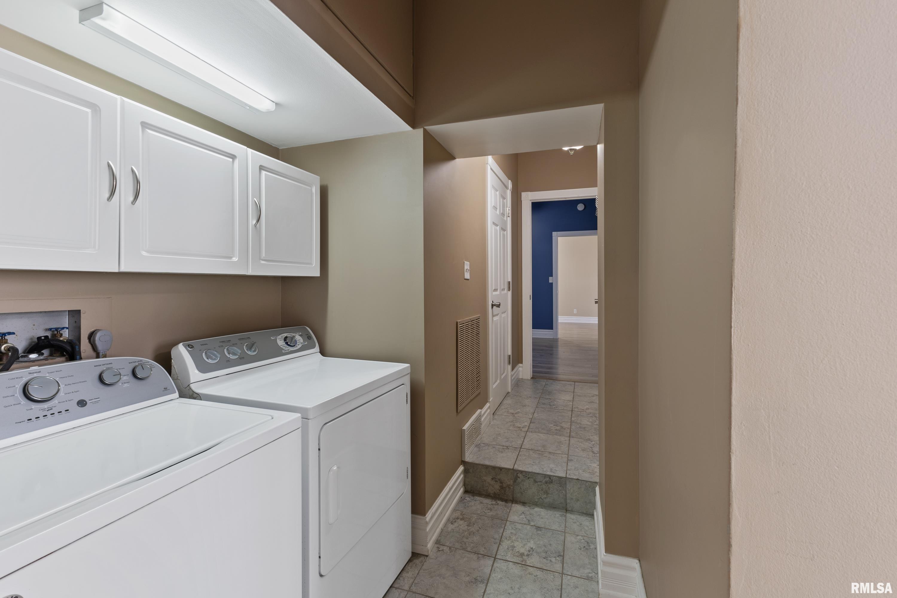 637 Jackson Street Quincy, IL 62301 - Photo 15 of 24