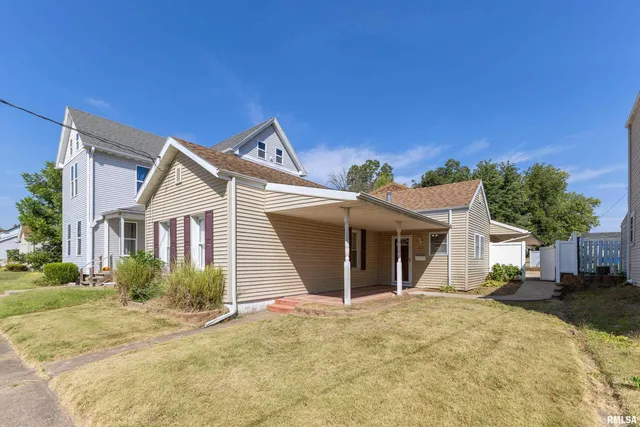 $154,000 | 637 Jackson Street, Quincy, IL 62301