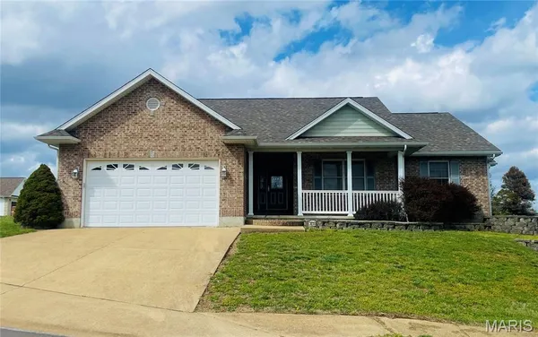 $319,900 | 1415 Overland Drive, Rolla, MO 65401