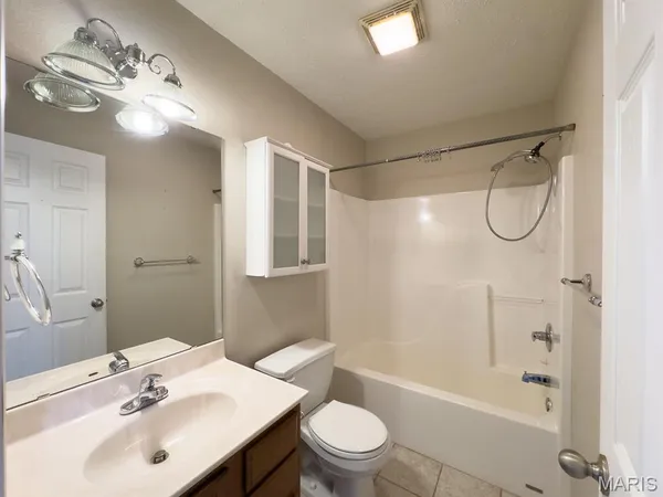 $319,900 | 1415 Overland Drive, Rolla, MO 65401