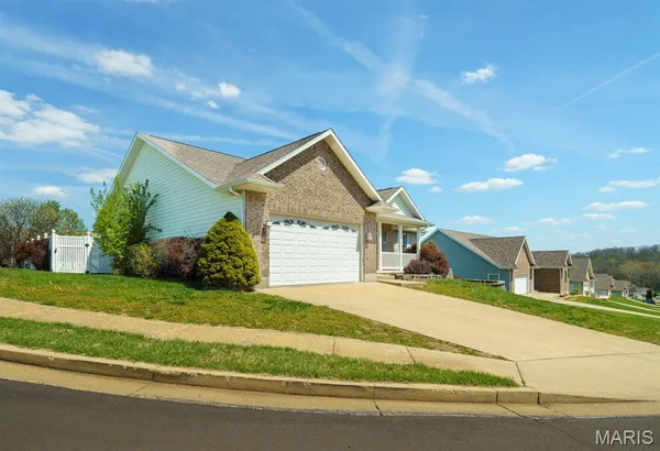 $319,900 | 1415 Overland Drive, Rolla, MO 65401