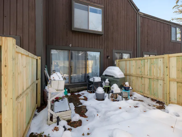 $165,000 | 107 Inverness Court, Kalamazoo, MI 49006