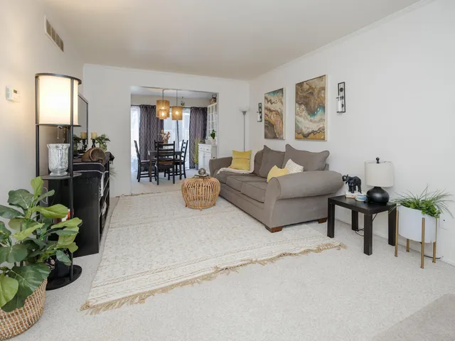 $165,000 | 107 Inverness Court, Kalamazoo, MI 49006