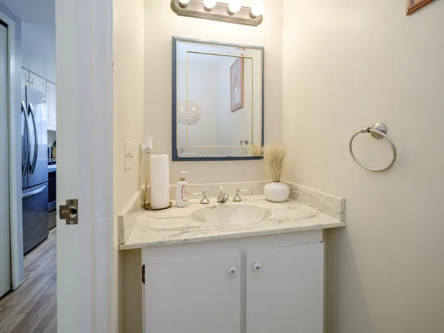 $165,000 | 107 Inverness Court, Kalamazoo, MI 49006