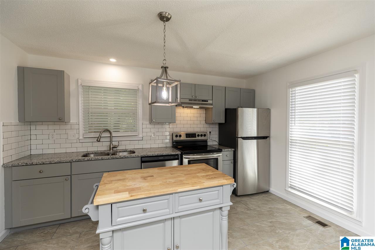 5256 Dresden Road Irondale, AL 35210 - Photo 12 of 35
