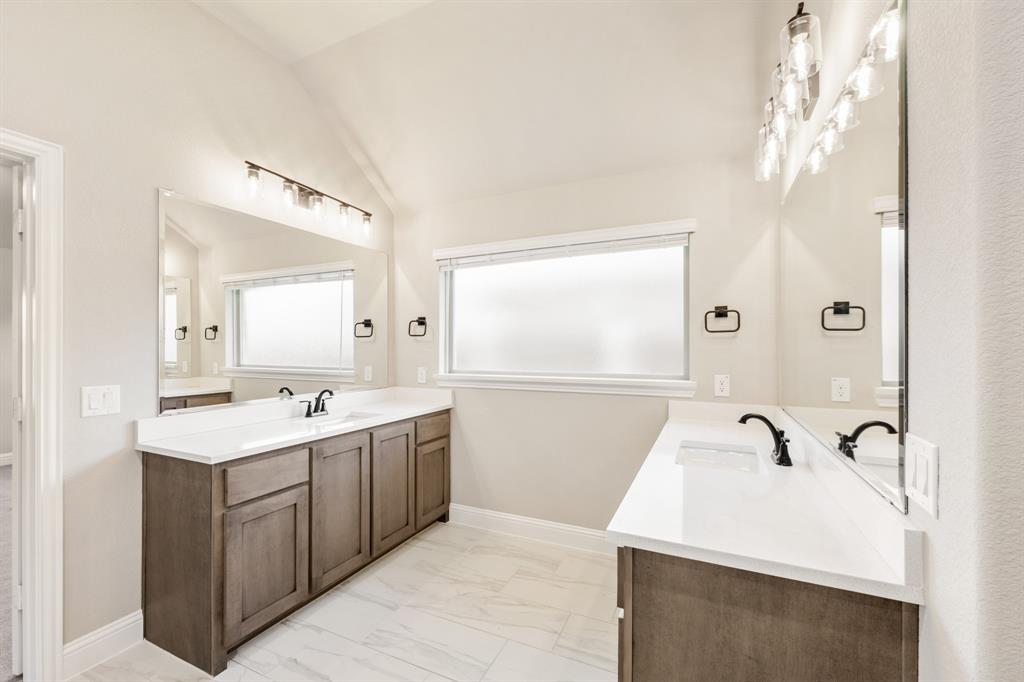 4013 Alpine Street Midlothian, TX 76065 - Photo 24 of 40