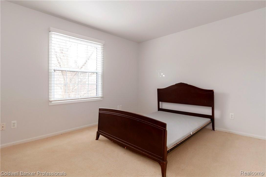 2292 Dunstable Road Birmingham, MI 48009 - Photo 29 of 40 29File.JPG