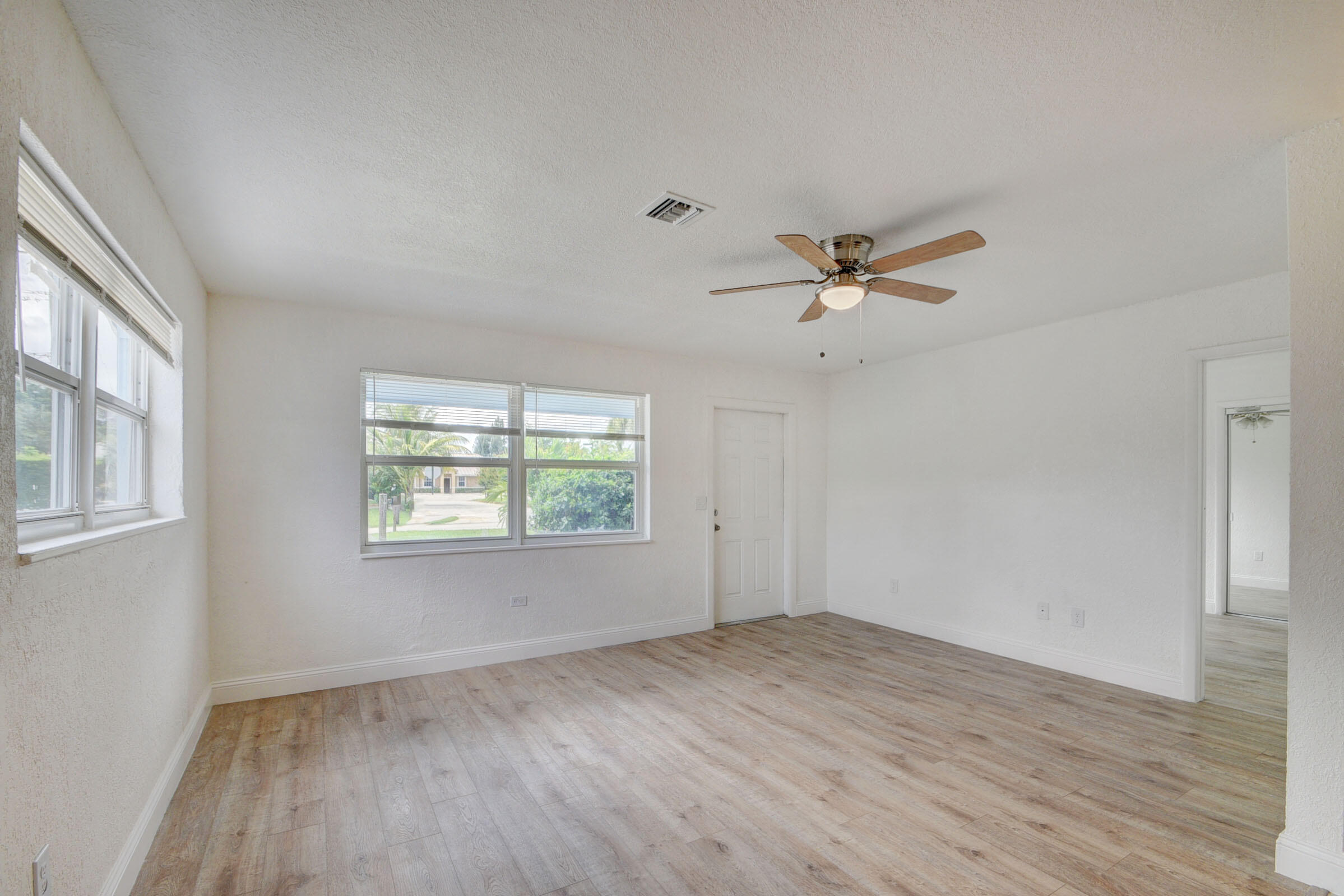 4258 Coconut Road Lake Worth, FL 33461 - Photo 21 of 50 20_duplex (20)