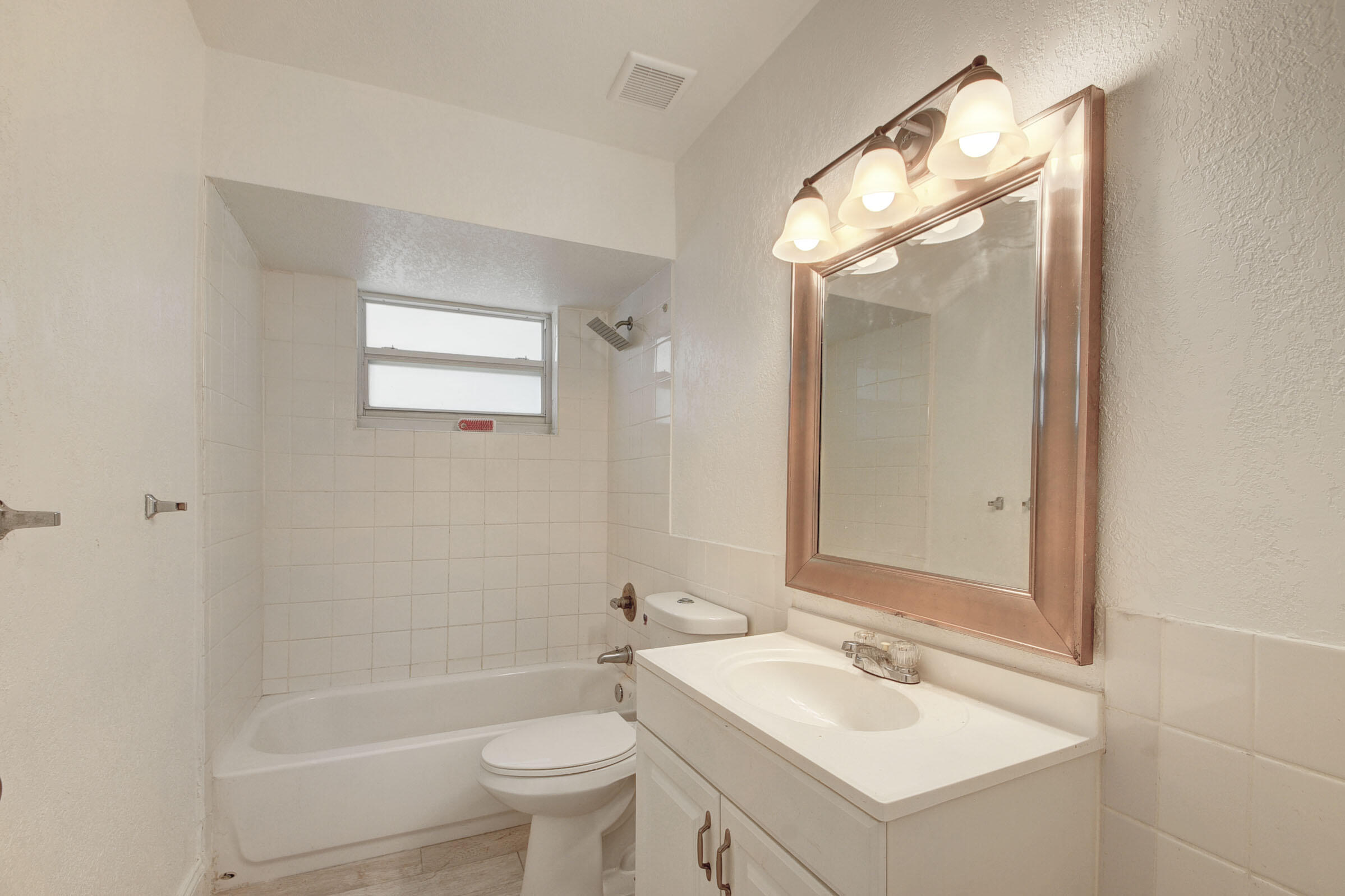 4258 Coconut Road Lake Worth, FL 33461 - Photo 29 of 50 28_duplex (28)