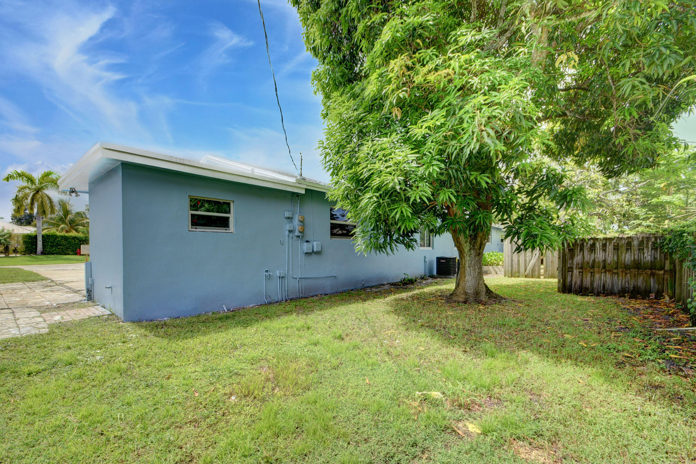 4258 Coconut Road Lake Worth, FL 33461 - Photo 37 of 50 36_duplex (36)