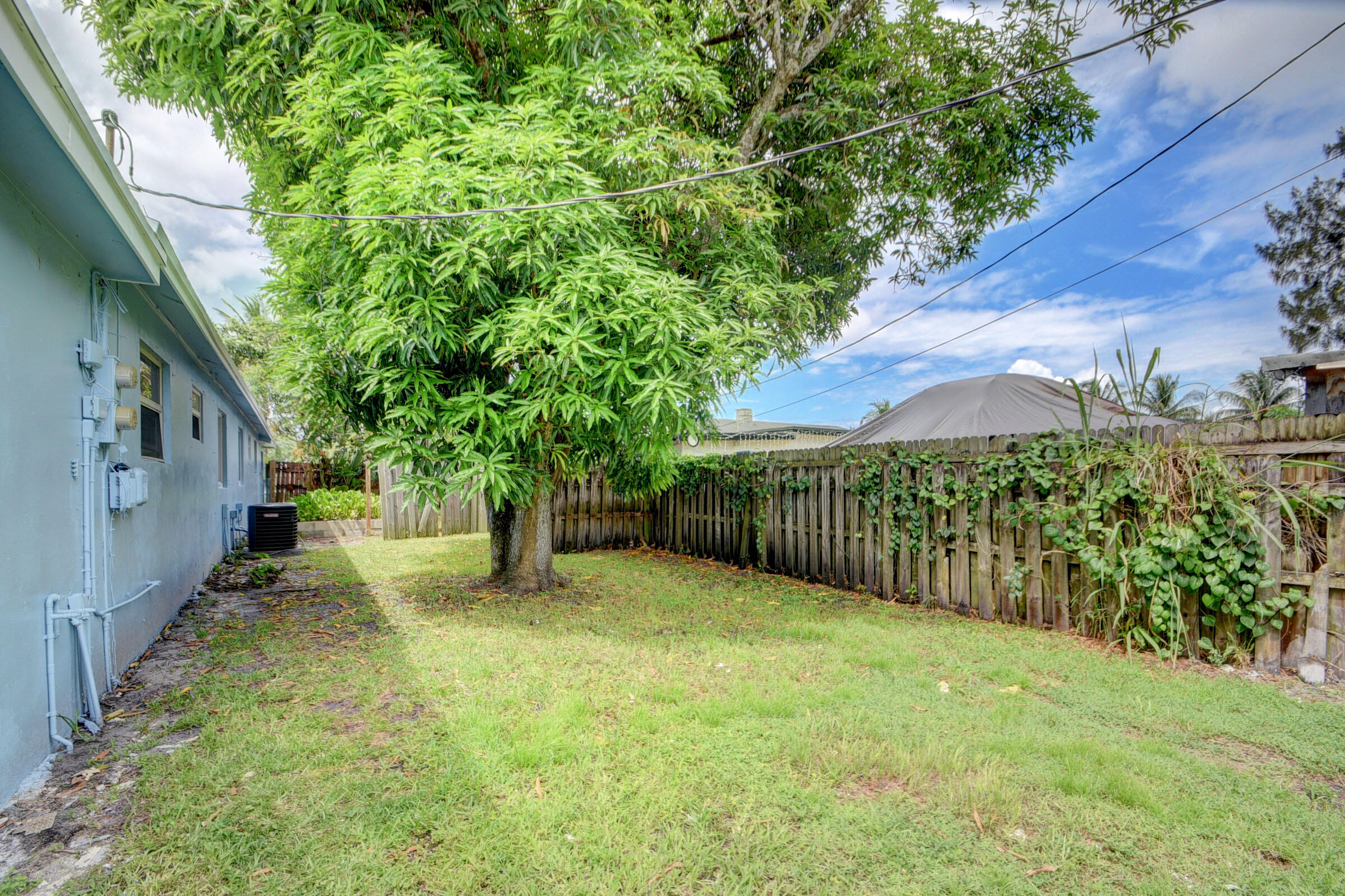 4258 Coconut Road Lake Worth, FL 33461 - Photo 38 of 50 37_duplex (37)
