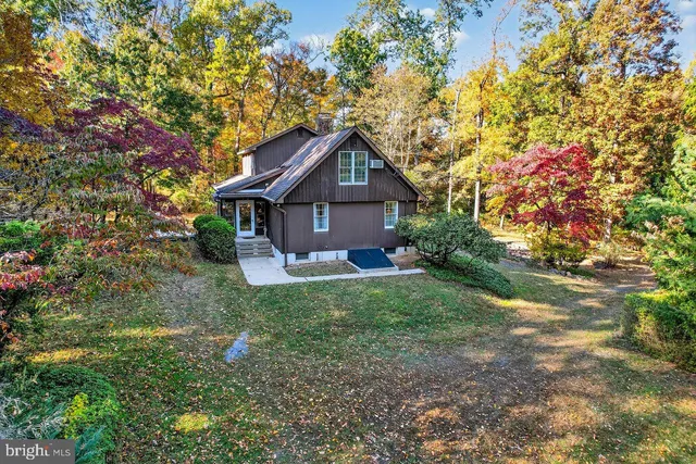 a house view with a garden space