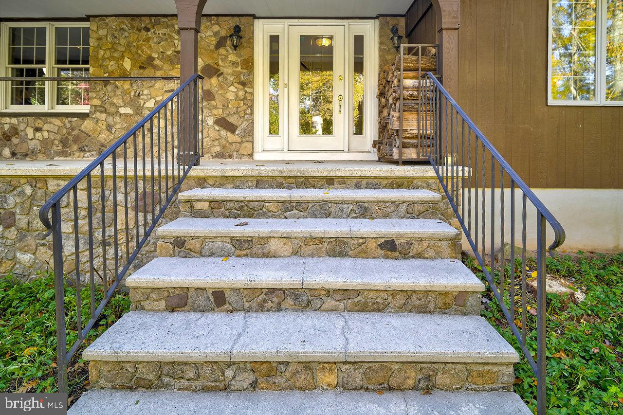 229 Lambertville Headquarters Road Stockton, NJ 08559 - Photo 5 of 44 a view of entryway
