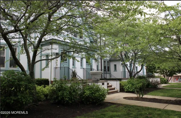 $2,100 | 188 Broad Street, Unit 188A, Red Bank, NJ 07701