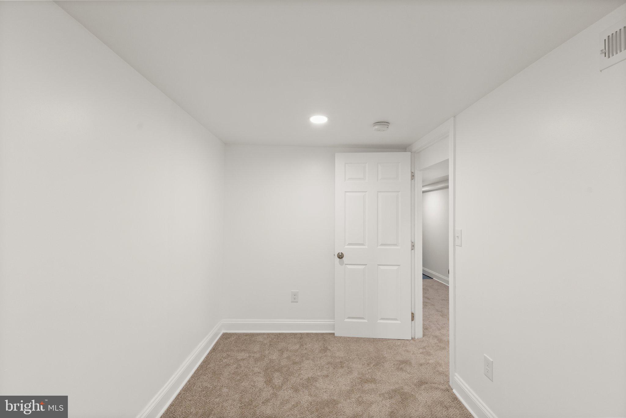 3901 Fairfax Road Baltimore, MD 21216 - Photo 22 of 25