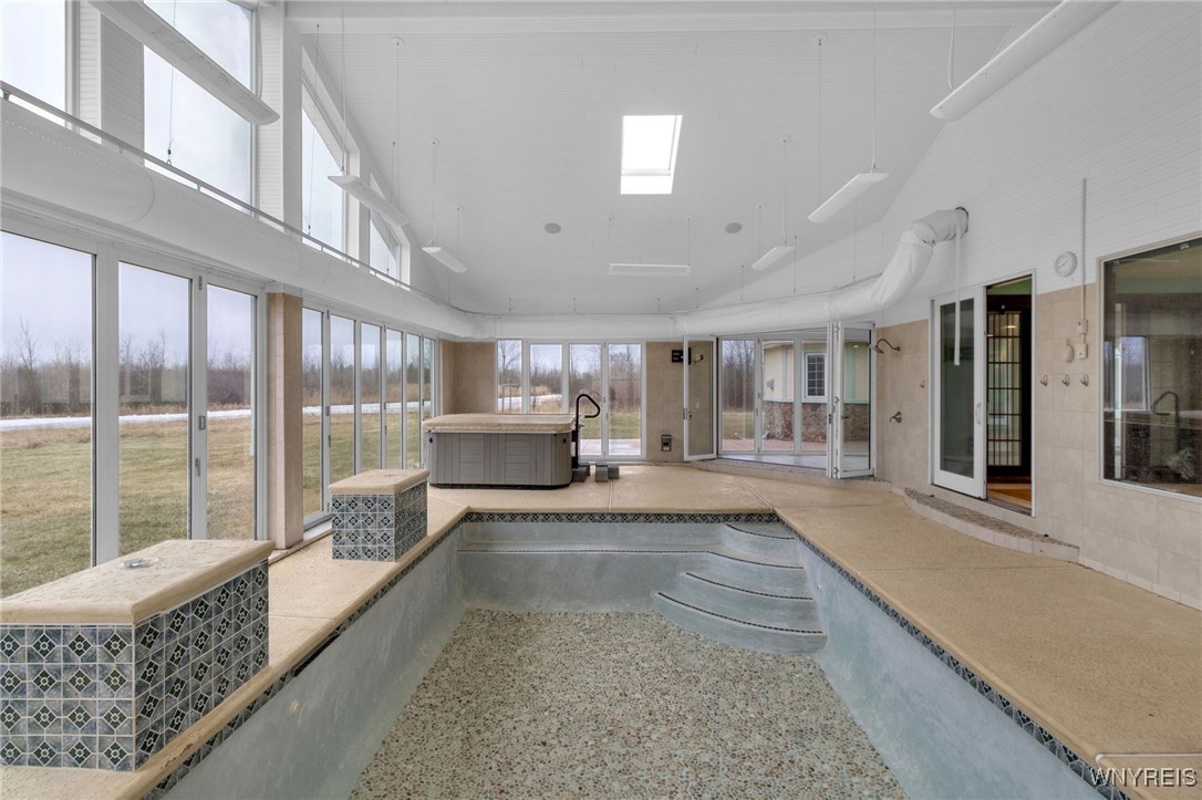 581 North Blossom Road Elma, NY 14059 - Photo 17 of 50