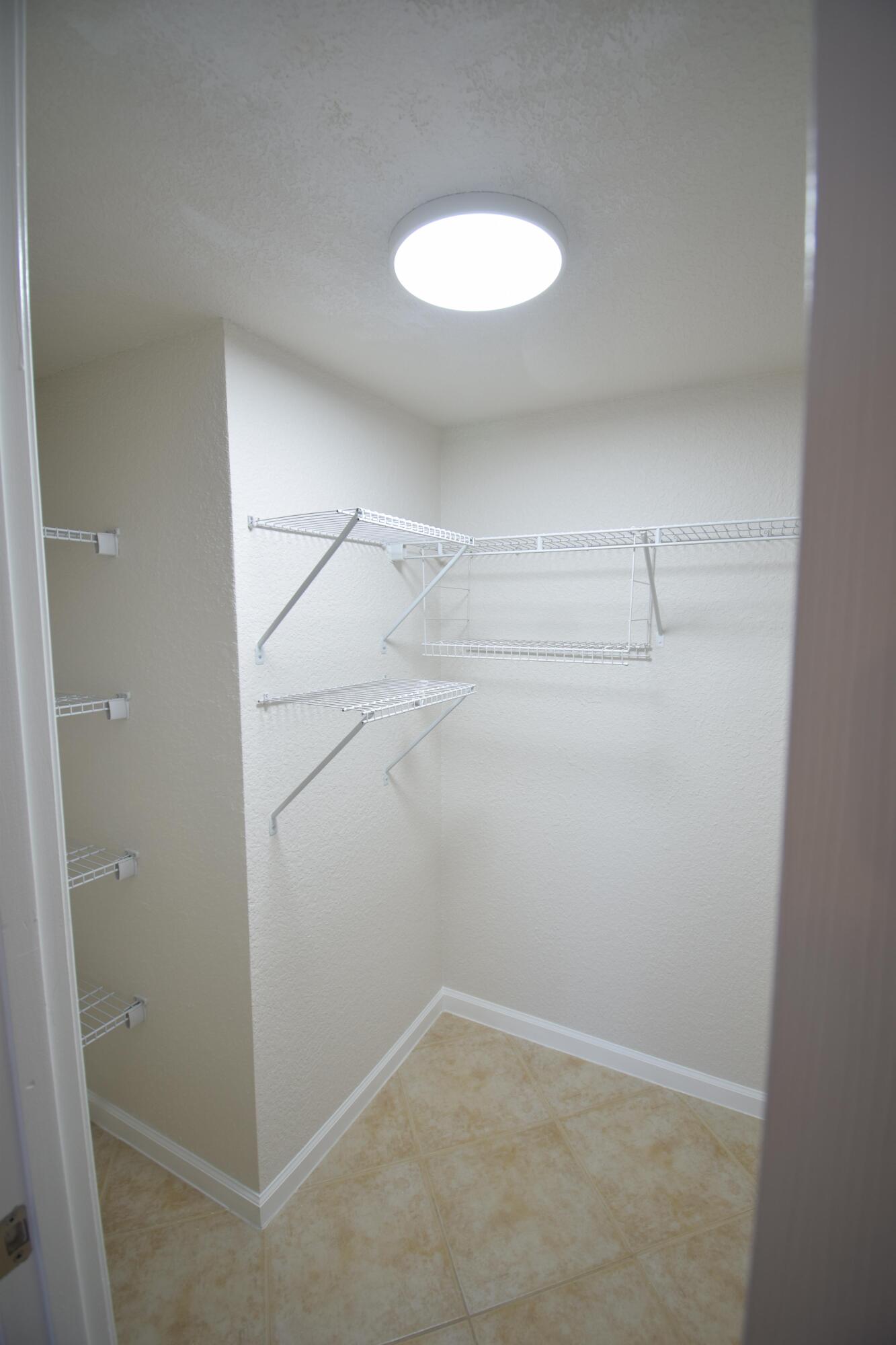 1000 Spanish River Road, Unit 2K Boca Raton, FL 33432 - Photo 20 of 26 a view of small space