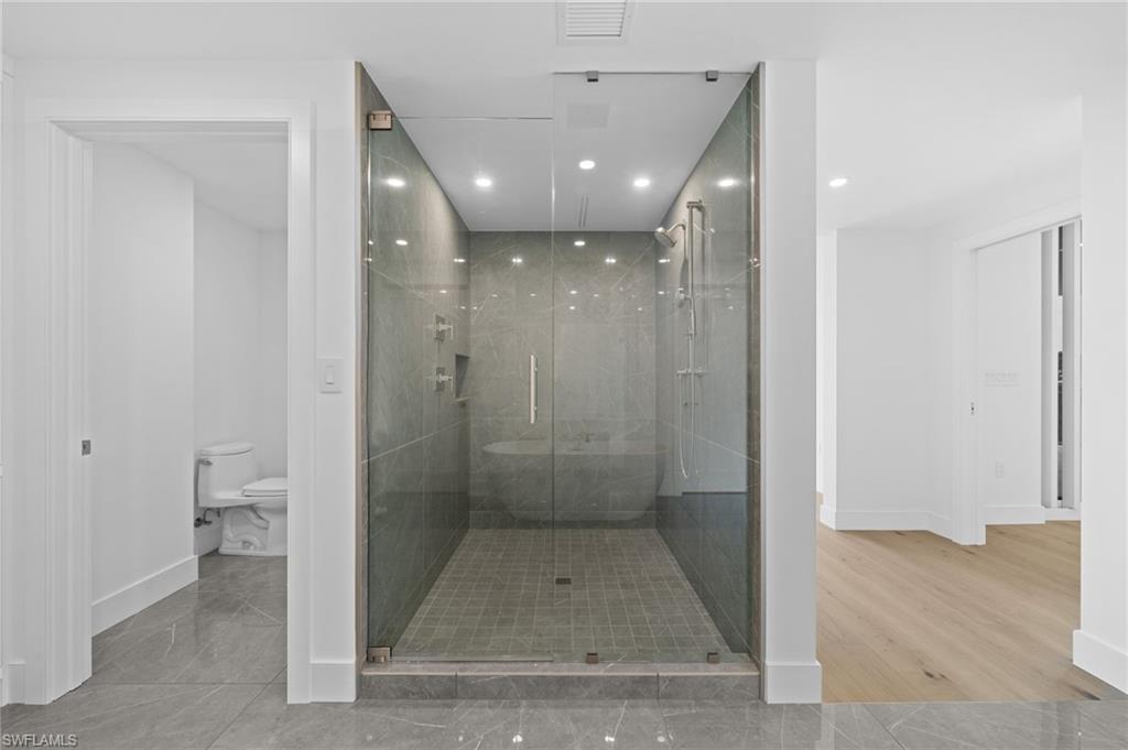 13945 Old Coast Road, Unit 504 Naples, FL 34110 - Photo 18 of 35 Gallery Image 18