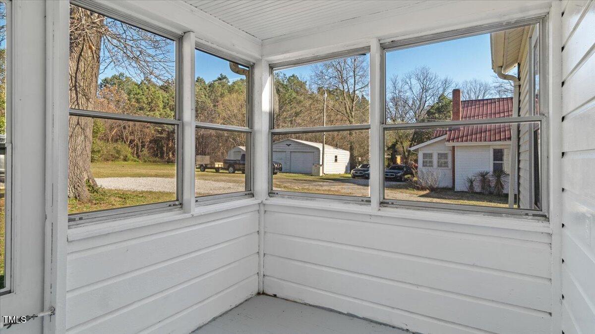 1721 Raleigh Road Henderson, NC 27536 - Photo 25 of 32 25-Finished 1721 Raleigh Rd-25