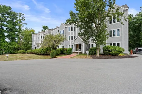 $549,900 | 72 Kim Terrace, Unit C, Stoughton, MA 02072
