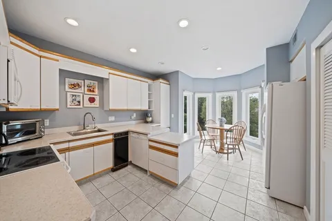 $549,900 | 72 Kim Terrace, Unit C, Stoughton, MA 02072