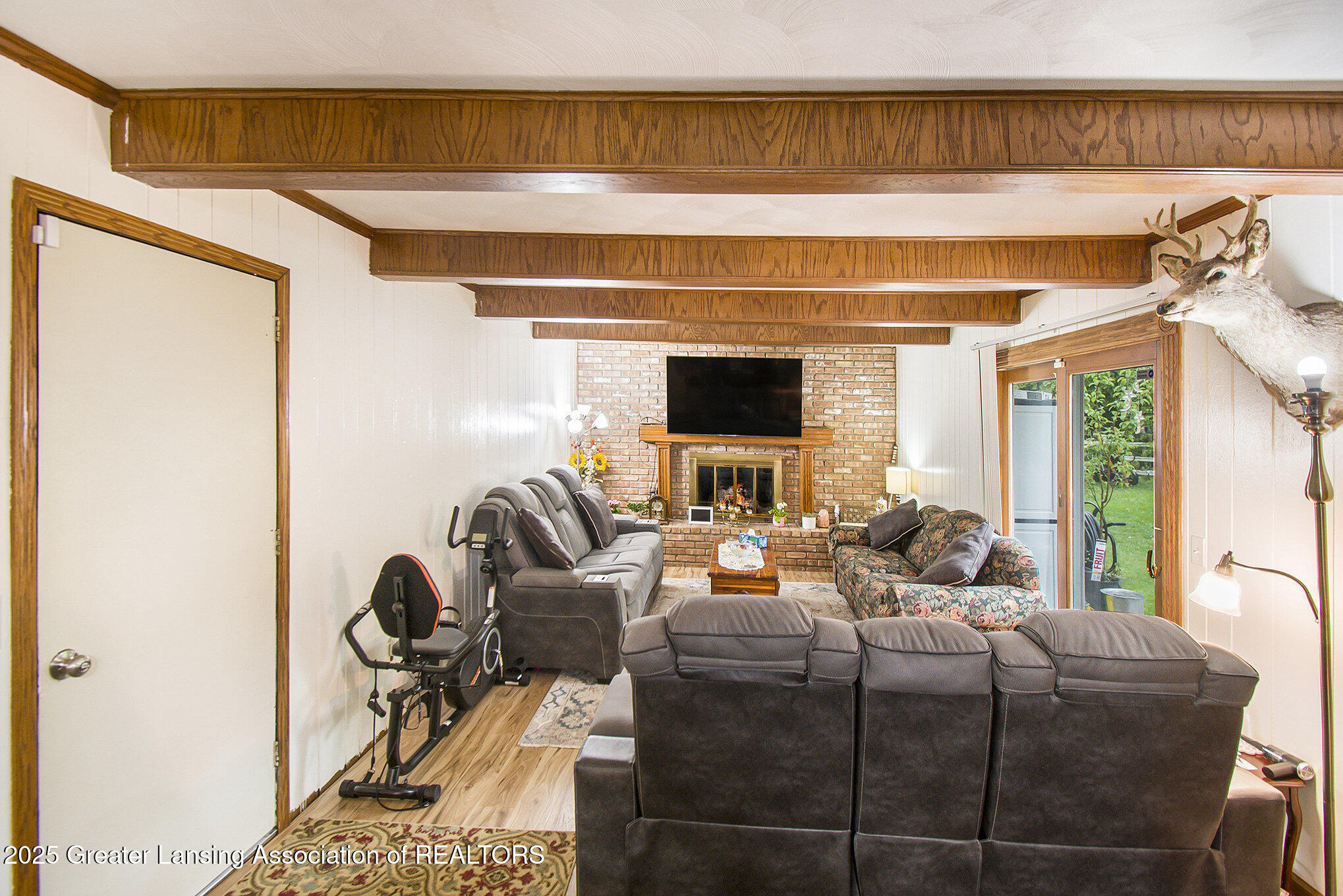 3733 Colchester Road Lansing, MI 48906 - Photo 11 of 39 011__ndp7641_104