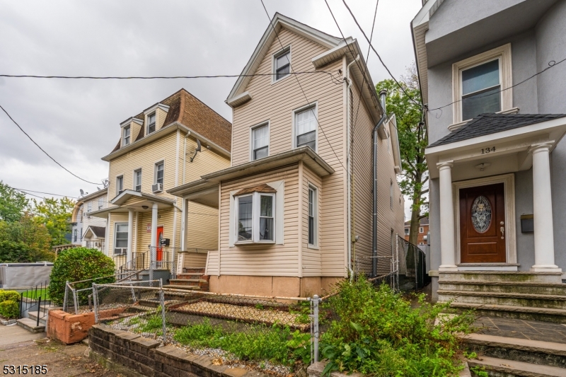 132 West Grand Street, Elizabeth, NJ 07202 Compass