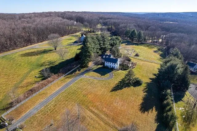 $2,150,000 | 239 Good Hill Road, Roxbury, CT 06783