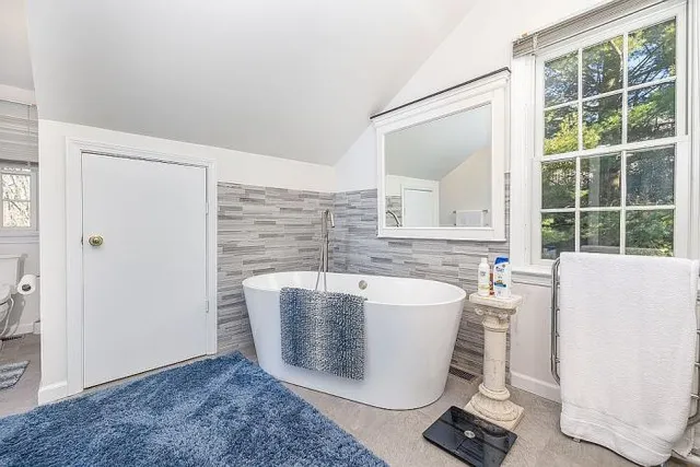 $2,150,000 | 239 Good Hill Road, Roxbury, CT 06783