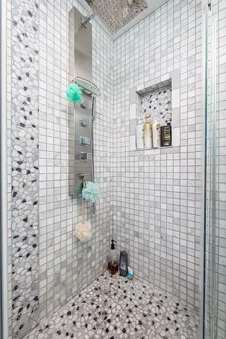 $2,150,000 | 239 Good Hill Road, Roxbury, CT 06783