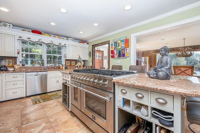 239 Good Hill Road Roxbury, CT 06783 - Photo 6 of 55