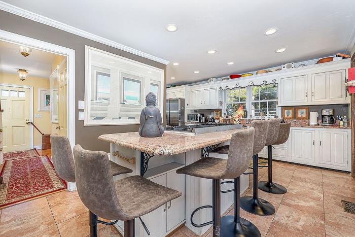 239 Good Hill Road Roxbury, CT 06783 - Photo 8 of 55