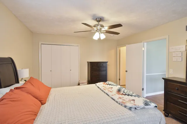 $184,900 | 1017 Florence Avenue, Chenoa, IL 61726