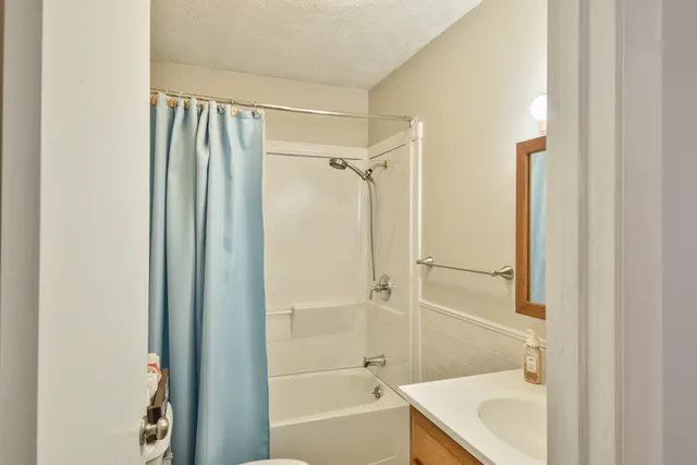 $184,900 | 1017 Florence Avenue, Chenoa, IL 61726