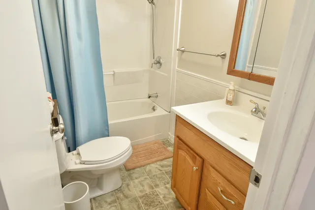 $184,900 | 1017 Florence Avenue, Chenoa, IL 61726