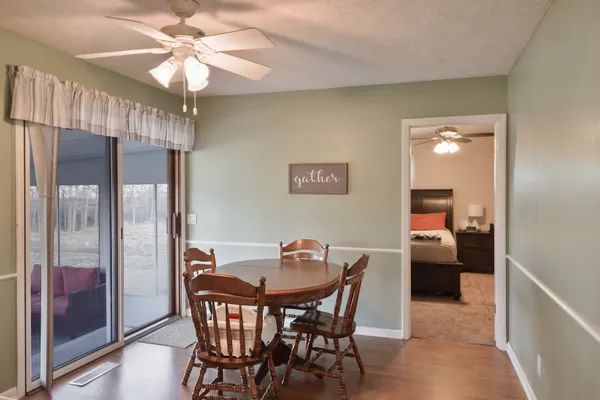 $184,900 | 1017 Florence Avenue, Chenoa, IL 61726