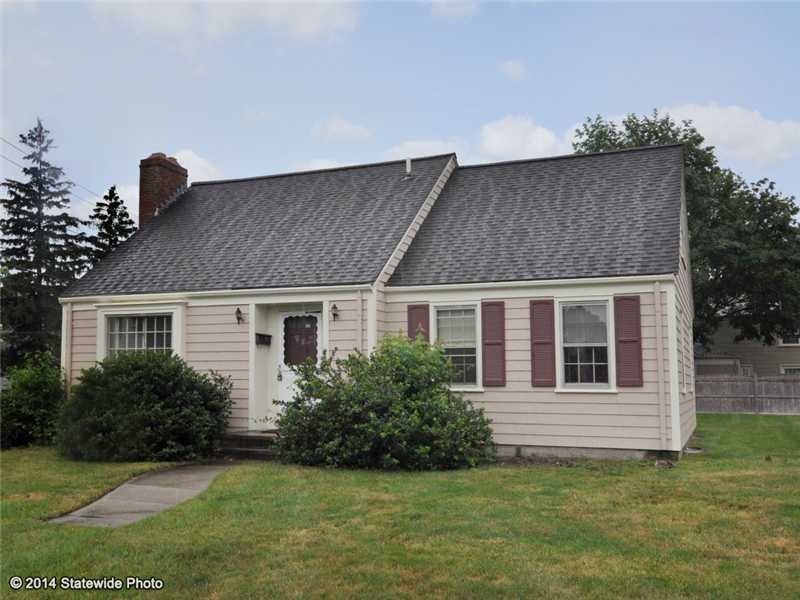 89 Kenyon Road Cranston, RI 02910 - Photo 1 of 25 Exterior Front.
