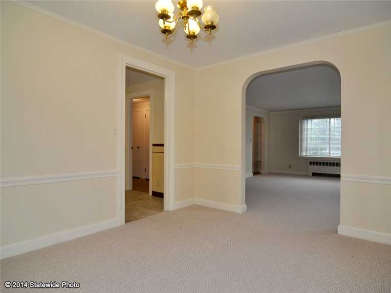 89 Kenyon Road Cranston, RI 02910 - Photo 11 of 25 Dining Room.