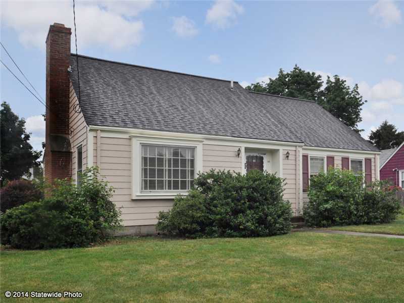 89 Kenyon Road Cranston, RI 02910 - Photo 15 of 25 Exterior Front.