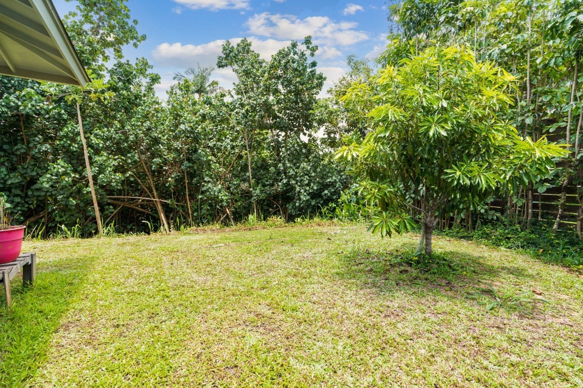 6391 Puupilo Road, Unit B Kapaa, HI 96746 - Photo 21 of 30 a view of backyard with green space