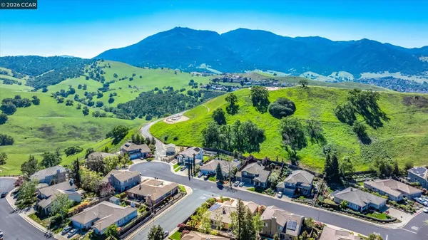 $1,225,000 | 9005 Elk Drive, Clayton, CA 94517