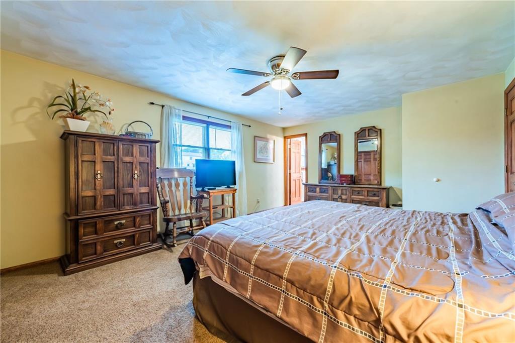 3008 Hyland Road Irwin, PA 15642 - Photo 14 of 24 Gallery Image 14