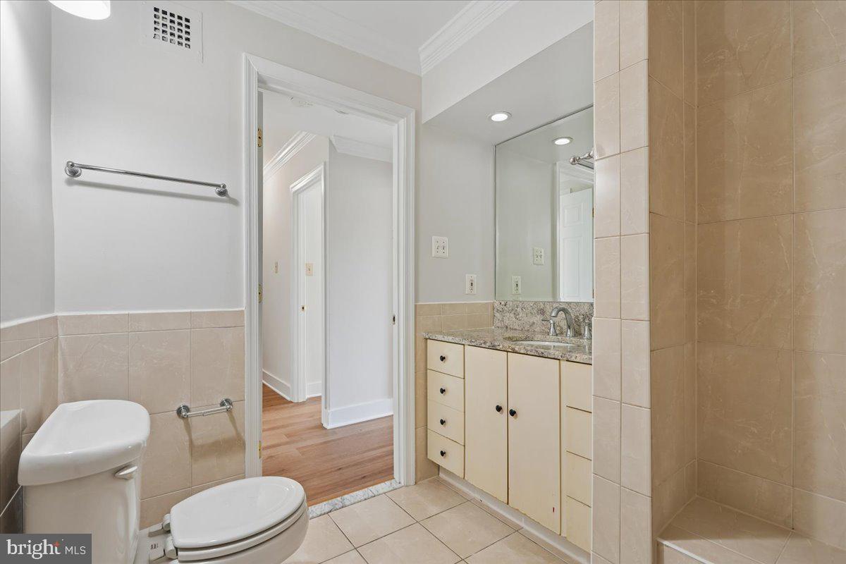 4000 Tunlaw Road Northwest, Unit 1003 Washington, DC 20007 - Photo 16 of 25 Modern bathroom with elegant finishes.